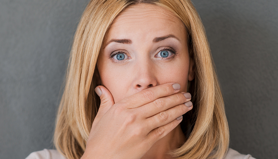 راه های آسان برای از بین بردن بوی دهان در ماه رمضان